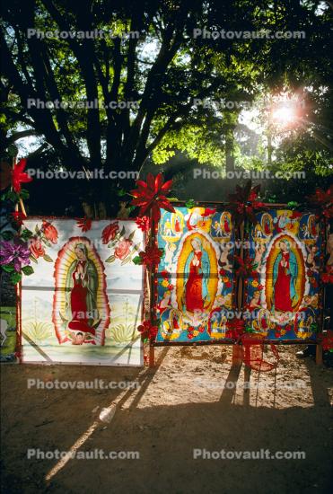 Mother Mary backlit Artwork, San Salvador