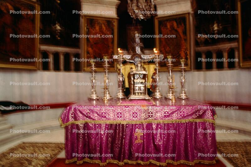 Altar, Candles, Church of the Holy Sepulchre, Jerusalem