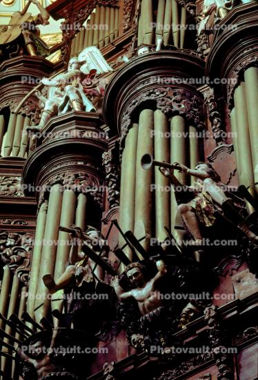 Organ Pipes, Angels with Trumpets, Herald
