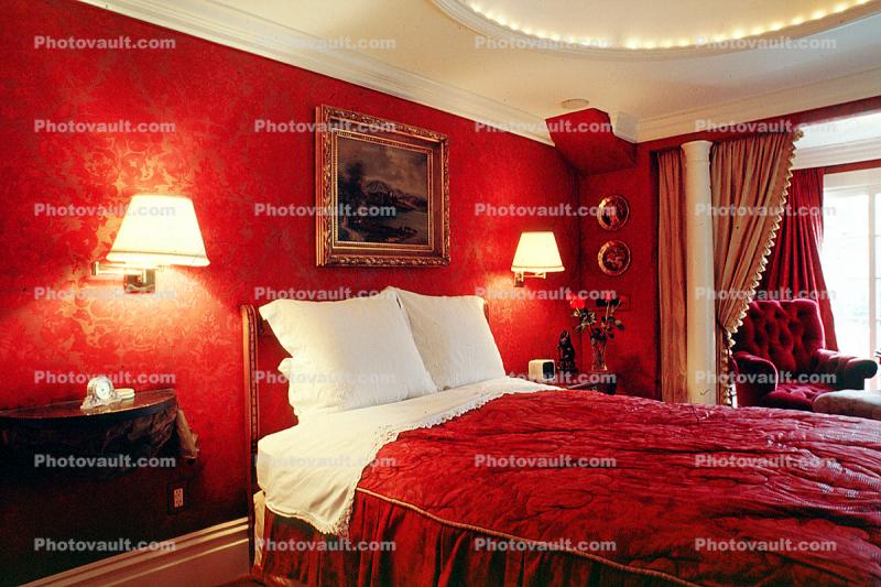 Bed, Bedroom, Lamps, Pillows
