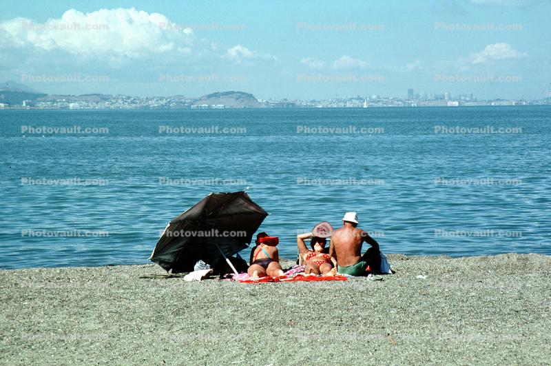 Beach, sand, Burlingame California, San Francisco Skyline