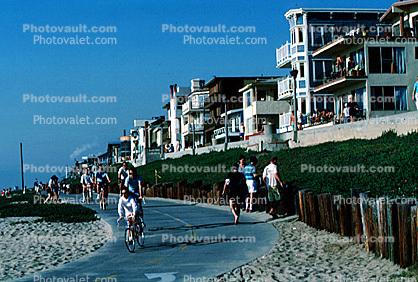 Marvin Braude Bike Trail, path, shoreline, strand, beach house, buildings