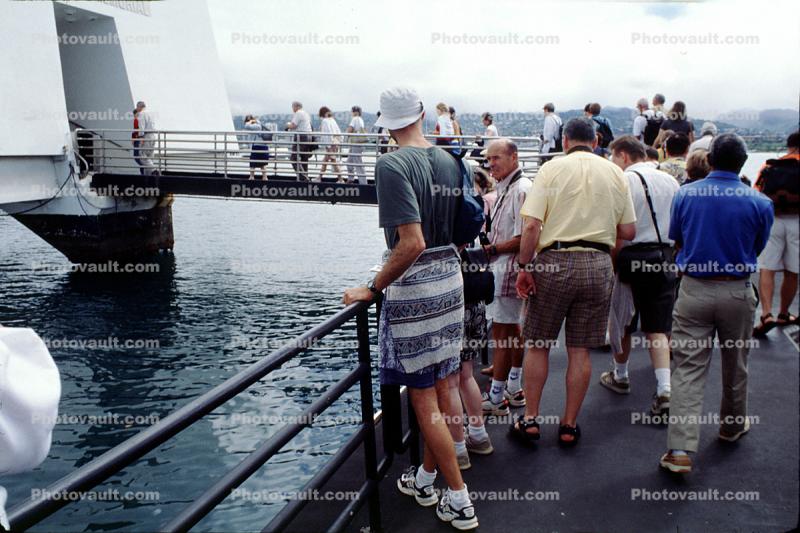 Arizona Memorial, Pearl Harbor, Honolulu, Oahu, Battleship, crowds, path, walkway, footbridge