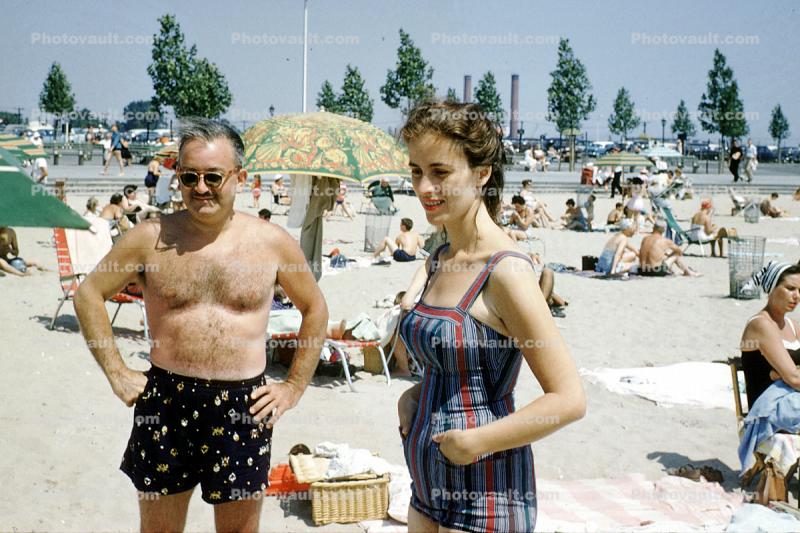 Man, Woman, beach, sand, sun, 1958, 1950s