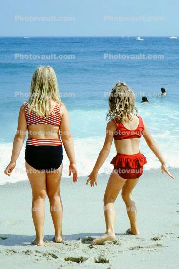 Beach, Sand, Ocean, Girls, Suntan, 1971, 1970s