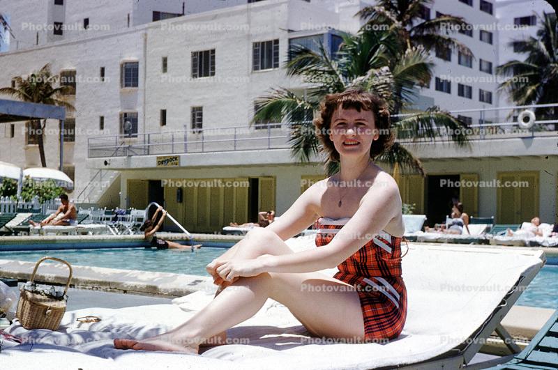 Woman, poolside, recliner chair, Motel, 1950s