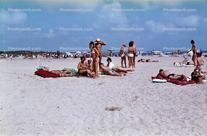 Sun Worshippers, Beach, Men, Women, 1970s