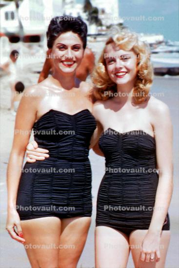 Bathing Beauties, smiling ladies, 1950s