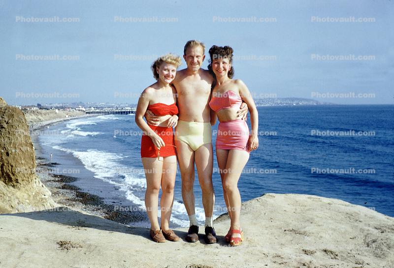 Man, Women, Gal, Ocean, 1940s