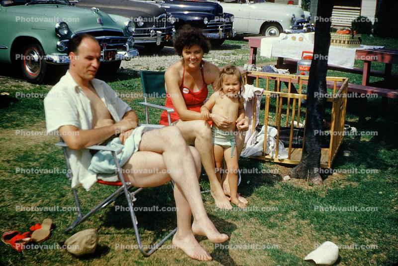 Dad, Mom, Daughter, Retro, Vacation, Girl, Woman, Man, Lake Shawnee, Car, Automobile, Vehicle, 1950s