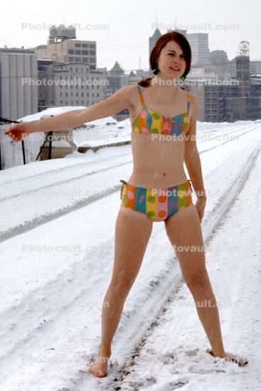 Bikini Girl in the Snow, cold, Mod Fashion