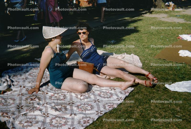 Women, hat, bathing suit, 1950s