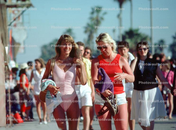Venice Board Walk, Women, Crowds, August 1977