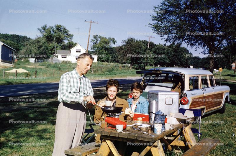 Man, Women, Ford Country Squire Station Wagon, Picnic, 1957, 1950s