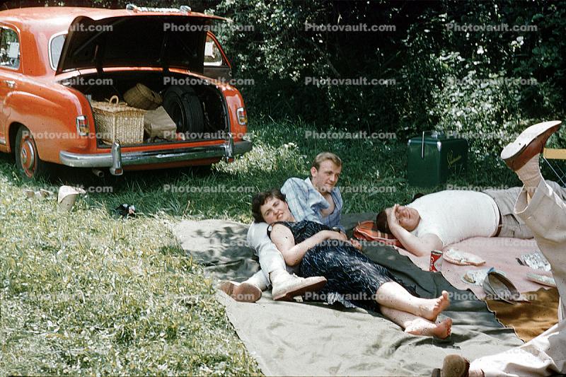 Woman, Man, Trunk, Car, Blanket, Male, Female, cars, automobiles, vehicles, 1950s
