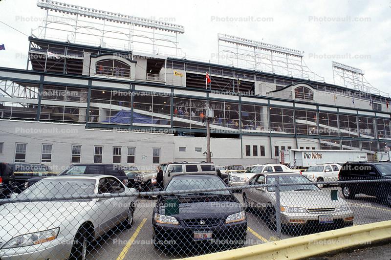 Wrigley Field, Chicago Cubs playing the New York Mets, cars, automobiles, vehicles