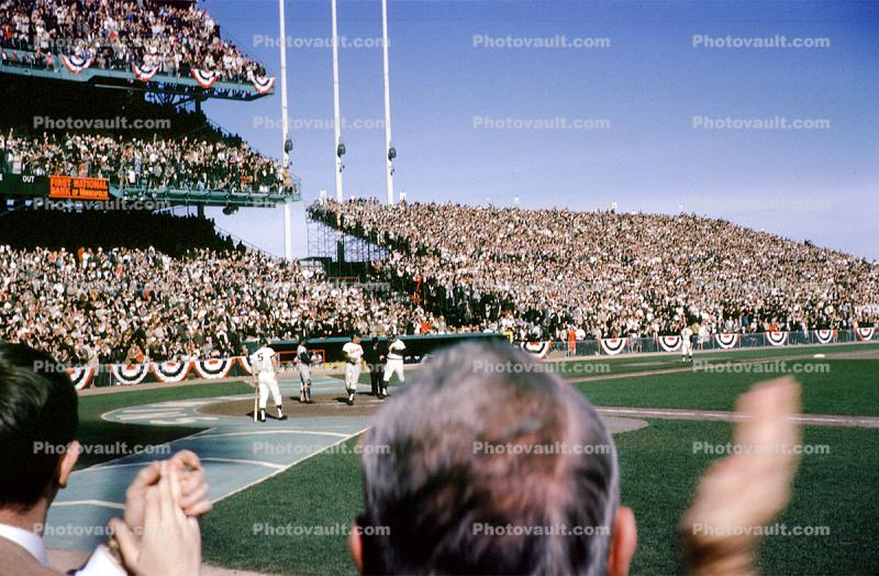 Crowds, Audience, Packed, Spectators, fans, October 1965, 1960s