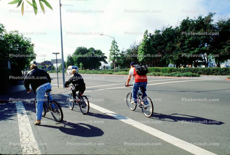 Bicyclist, riding, crosswalk, bridgeway street