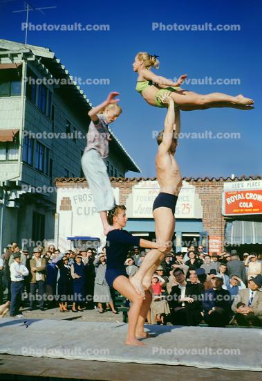 Muscle Beach, Man, Woman, acrobatics, boardwalk, 1950s