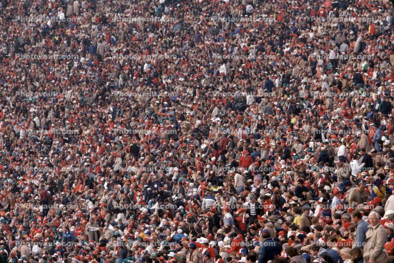 Crowds at Super Bowl XIX, Stanford Stadium, 49r vs Miami Dolphins