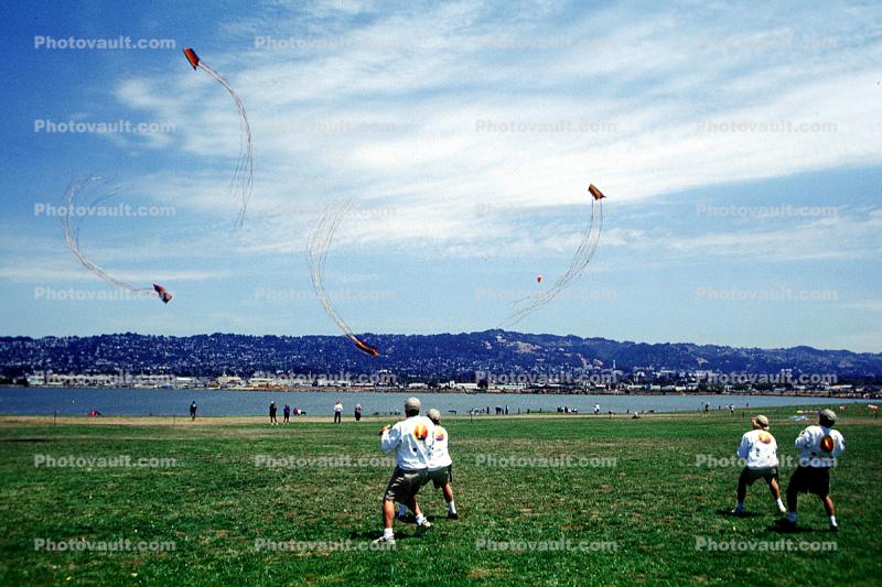 Berkeley Kite Festival, lawn, east bay hills, sky, clouds