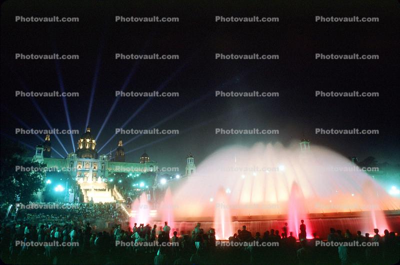 night, Olympic Crowds, people, spot lights, Water Fountain, aquatics, Exterior, Museum Nacional d'Art de Catalunya, Catalonia National Art Museum, landmark building, Celebration
