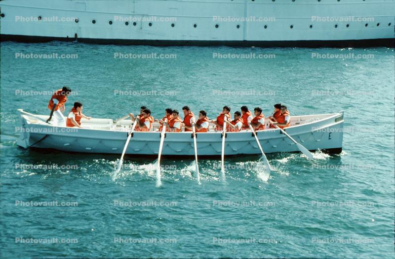 rowboat, rowing team, oars, San Diego Harbor