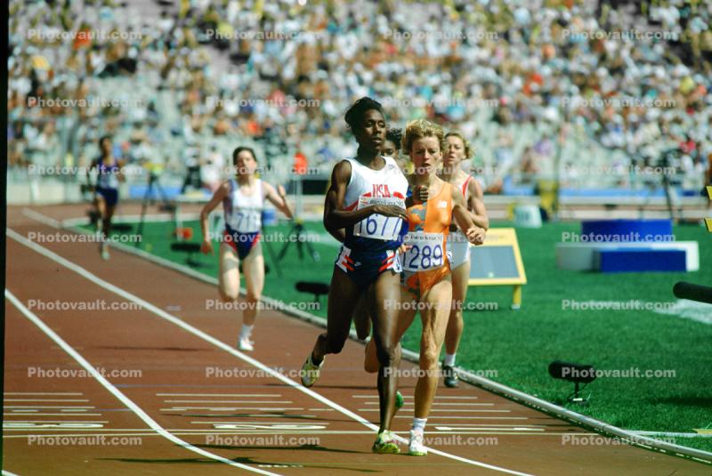 Track Meet, race track, runners