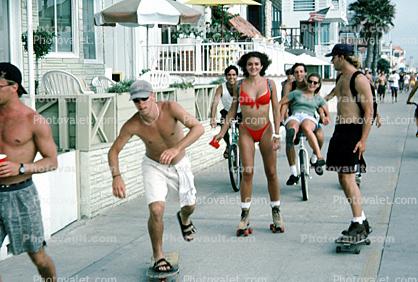 Woman, Man, Bikini, Trunks, Skateboard, Venice Beach Boardwalk, Marvin Braude Bike Trail, path, shoreline, strand