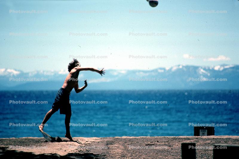 Kings Beach, Sand, Ball, Playing, North Lake Tahoe