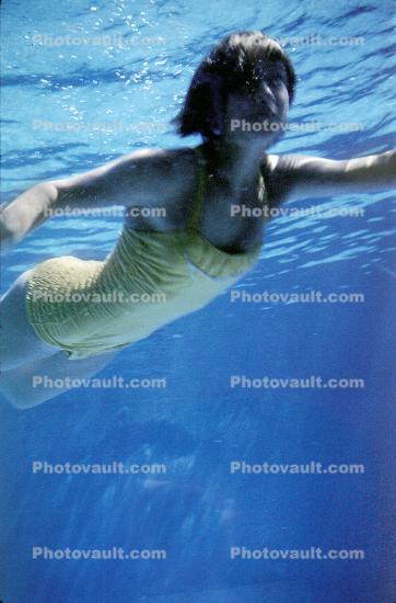 Girl Underwater, Natatorium, Pool