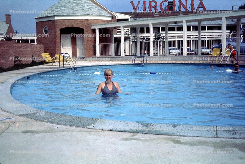 Olde Colonial Motel, Alexandria, Virginia, Pool, 1960s