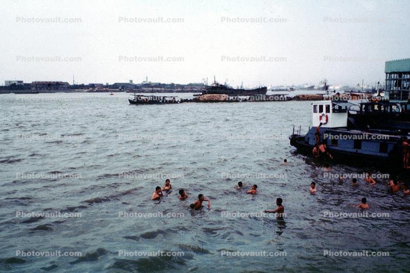 Shanghai River, 1973, 1970s