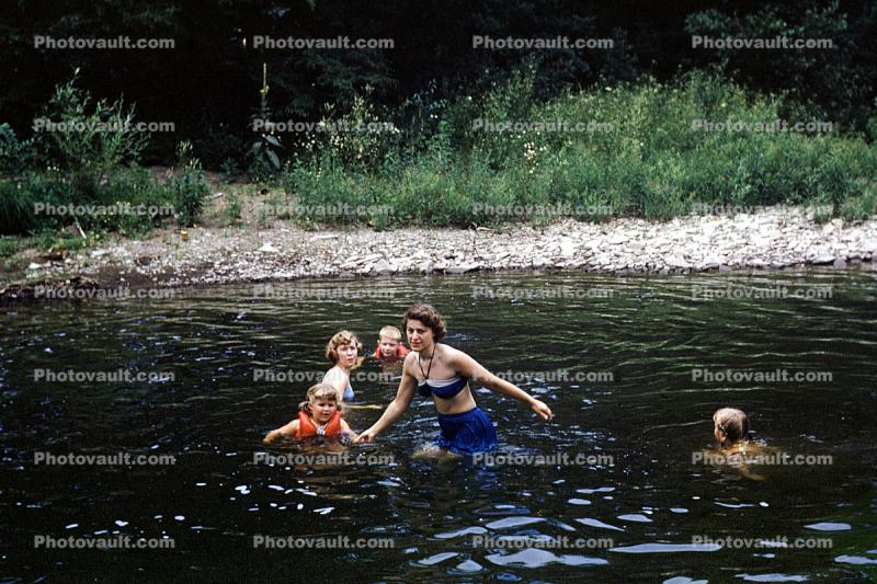 Woman and Kids, Pond, 1954, 1950s