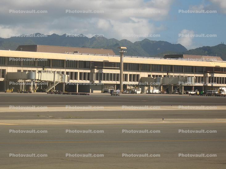 Honolulu International Airport (HNL)