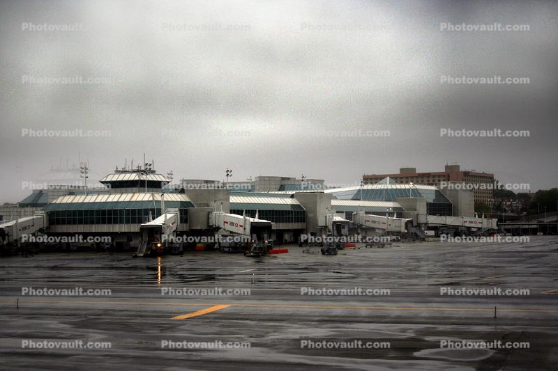 Jetway, Ground Control Tower, Terminal, LaGuardia Airport (LGA), Airbridge