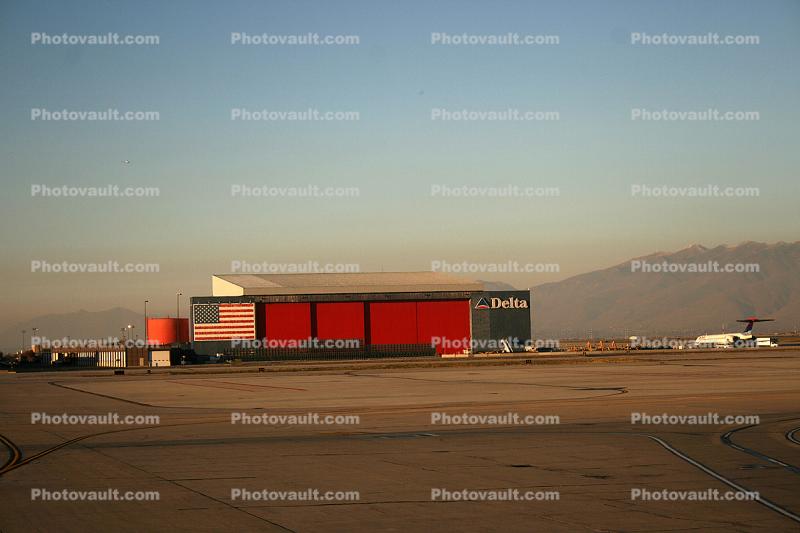 Delta Hangar, Salt Lake City International Airport (SLC)