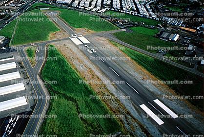 Runway, HWD, Hayward Air Terminal, 1986, 1980s