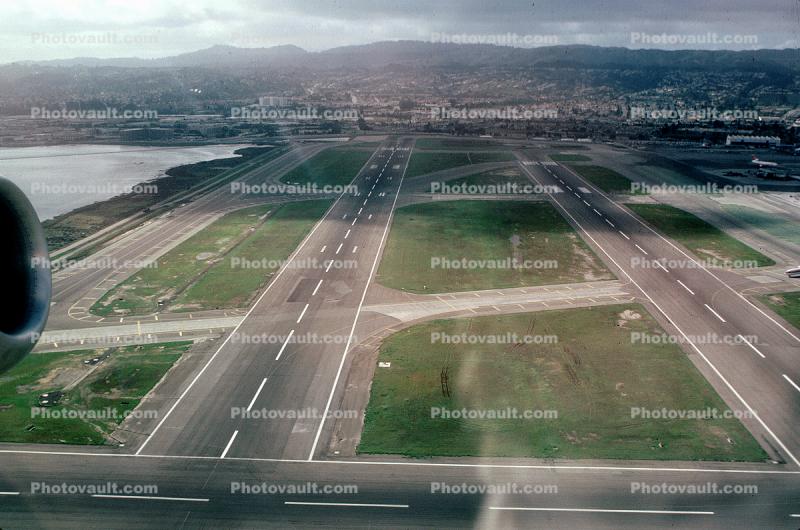 Runway, Landing Strip, San Francisco International Airport (SFO)