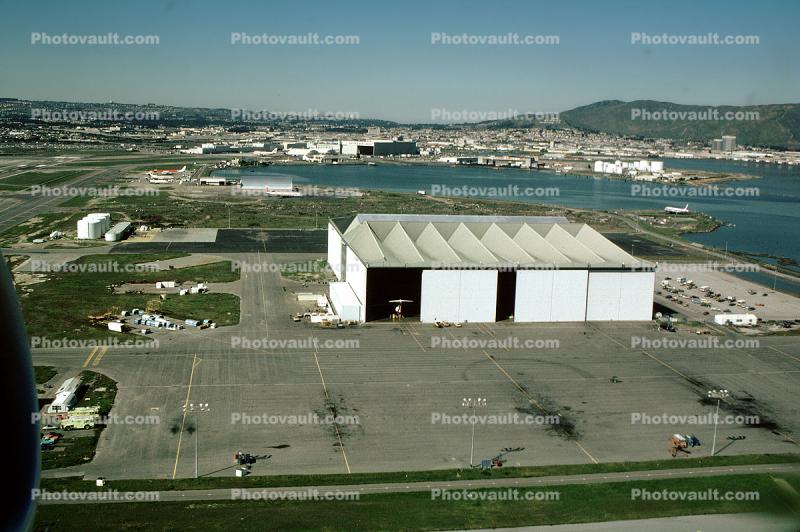 hangar, building, (SFO)