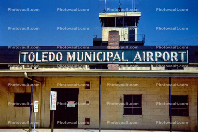 Toledo Municipal Airport, Building, 1950s