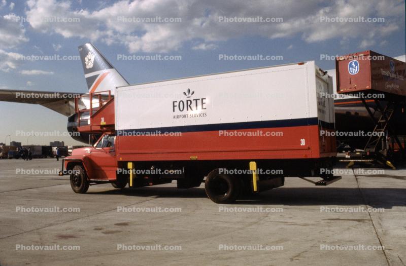 Forte Airport Services Catering Truck