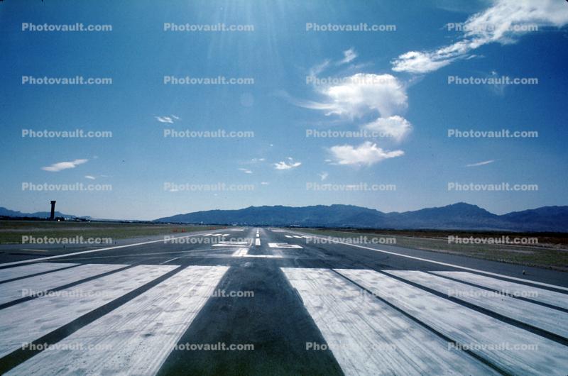 runway, El Paso