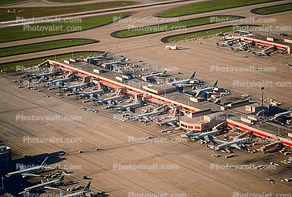 Lots o' Planes, Terminals, Gates, Piers, Buildings