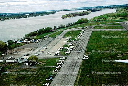 Runway, Ottawa River, Ottawa/Rockcliffe Airport, Rockcliffe Airport, (YRO)