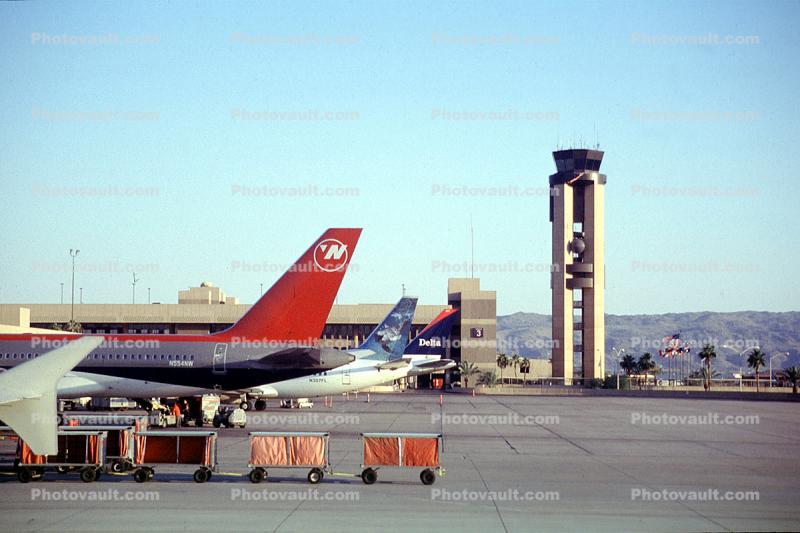 N554NW, Baggage Carts, Control Tower