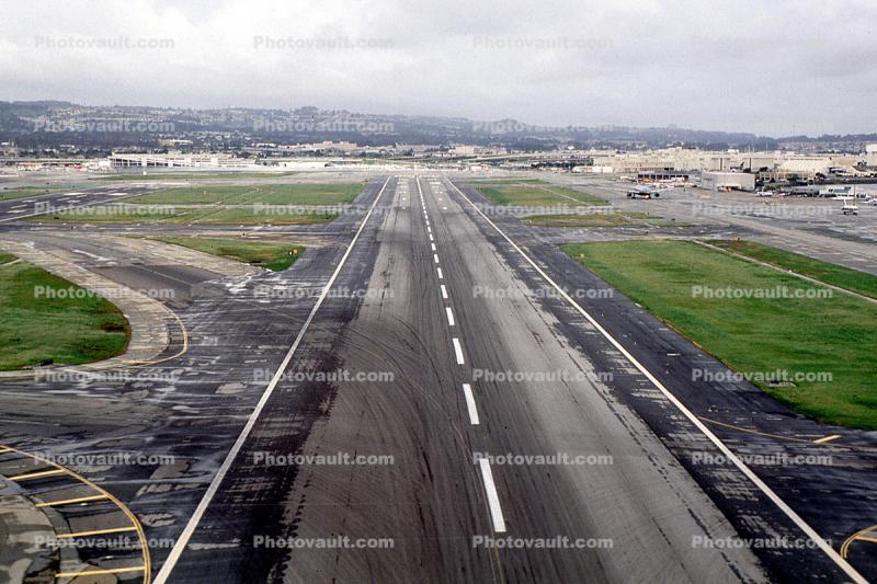 Runway, San Francisco International Airport (SFO)