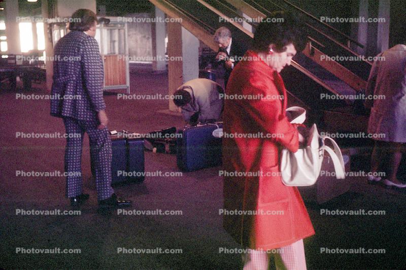 Passenger terminal Athens, March 1973, 1970s