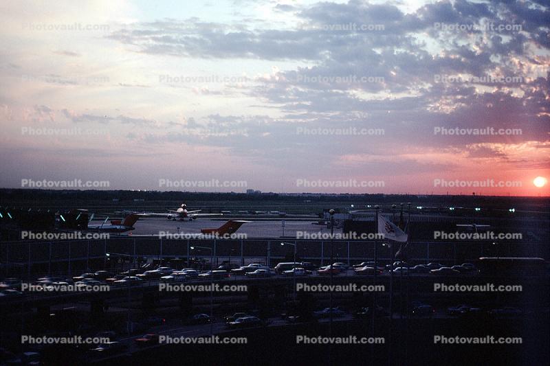 O'Hare International Airport, 1980, 1980s