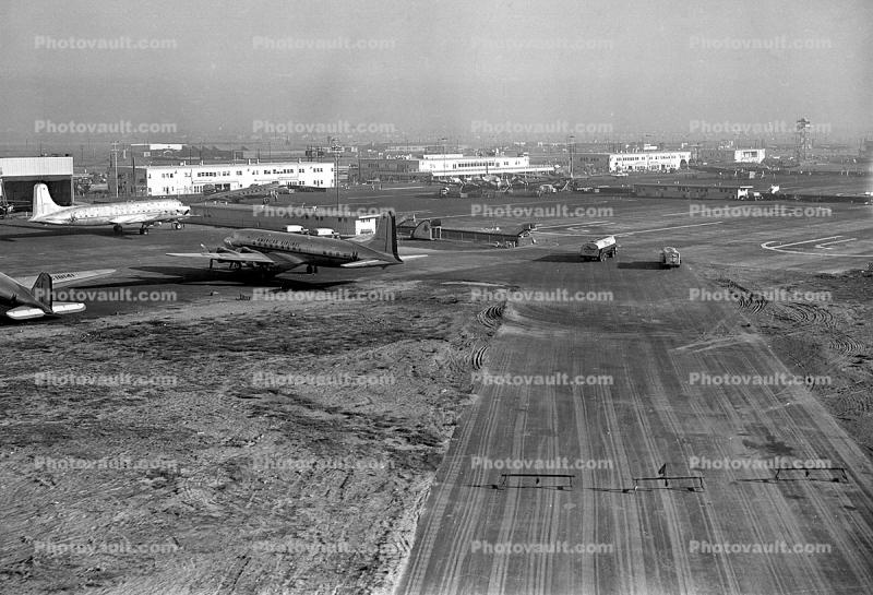 Los Angeles International Airport, November 1947, 1940s